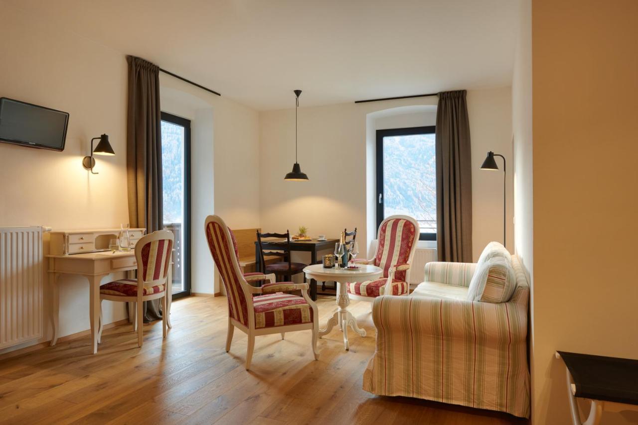 Historic Guesthouse Bircher B&B Apartments Near Sterzing Campo di Trens Esterno foto