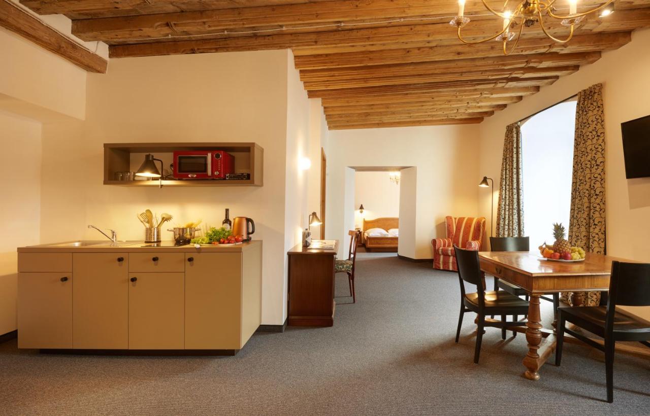 Historic Guesthouse Bircher B&B Apartments Near Sterzing Campo di Trens Esterno foto