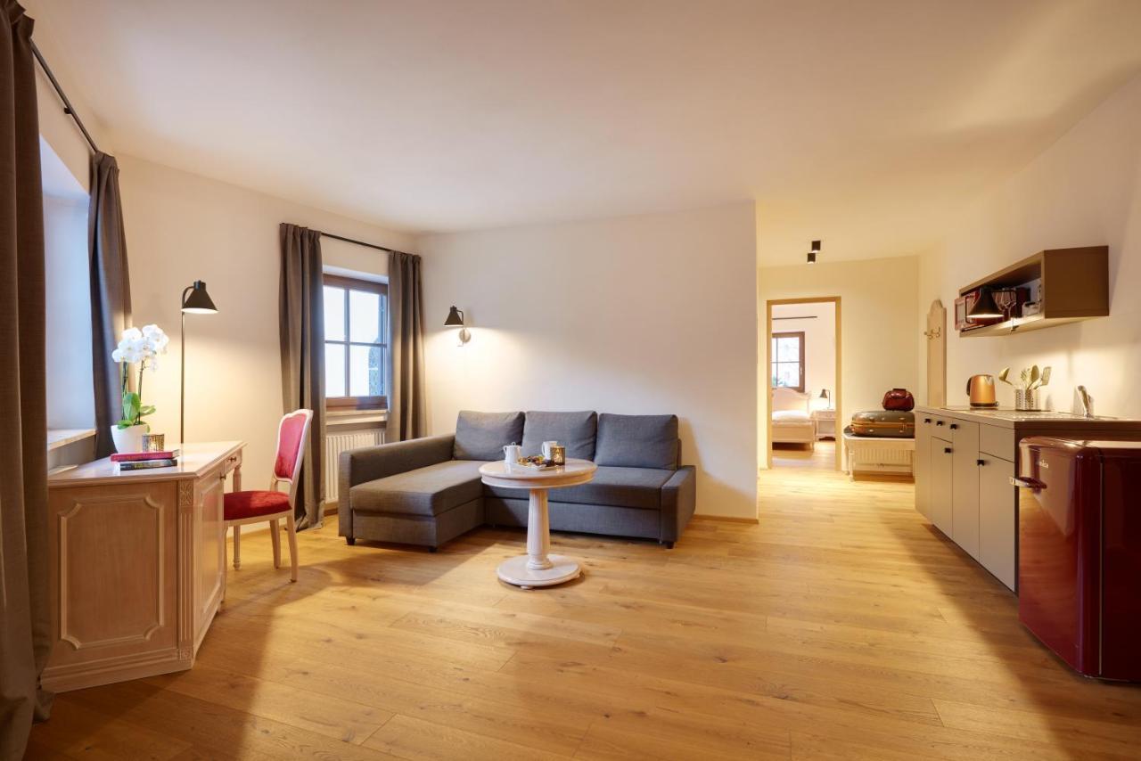 Historic Guesthouse Bircher B&B Apartments Near Sterzing Campo di Trens Esterno foto