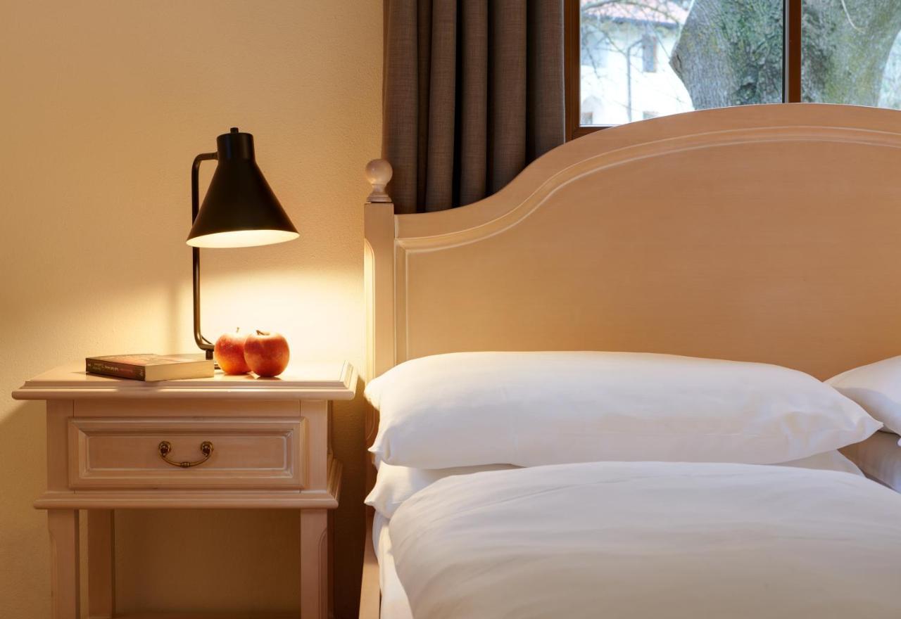 Historic Guesthouse Bircher B&B Apartments Near Sterzing Campo di Trens Esterno foto